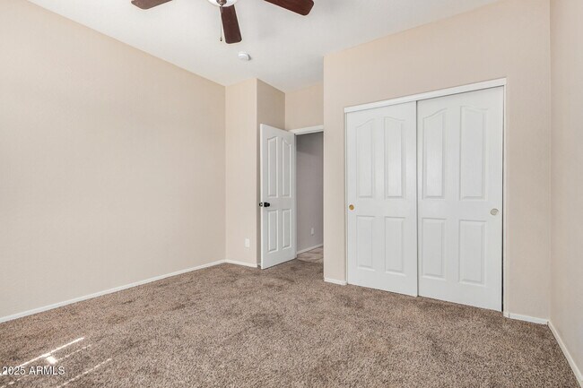 Building Photo - 22181 W Devin Dr