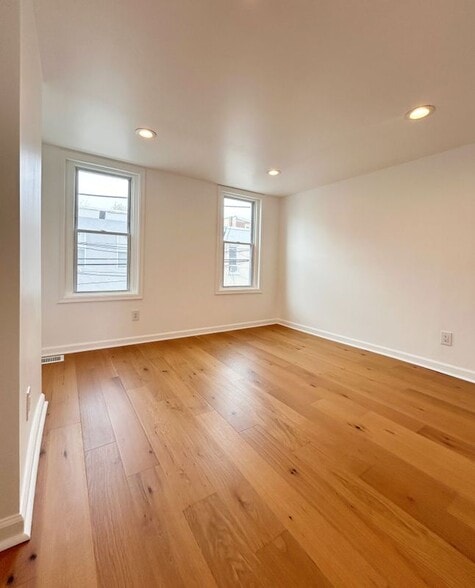 Building Photo - 3047 Coral St