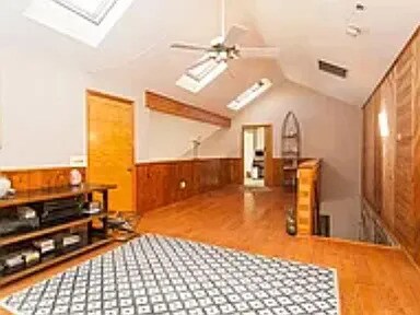 Primary Photo - 122 Beverly Hl Ter