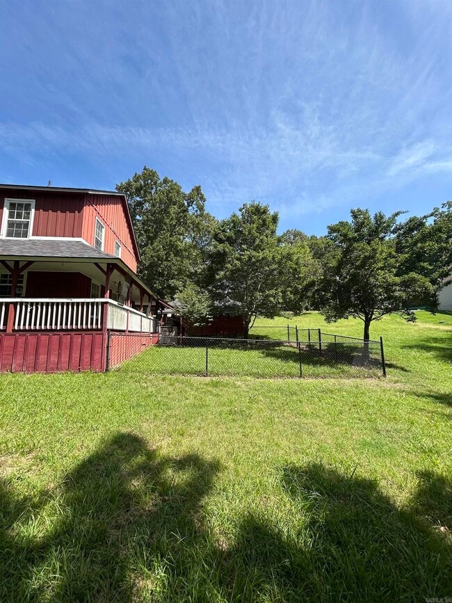 Building Photo - 116 Pineapple Dr
