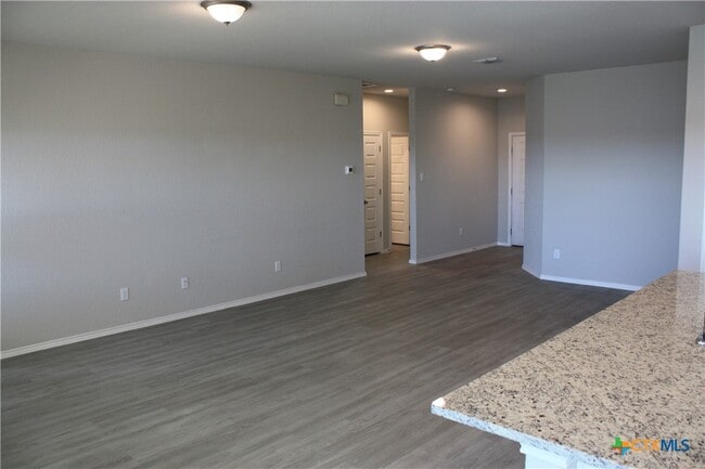 Building Photo - 233 Mossberg Wy