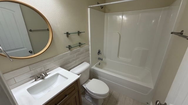 Building Photo - READY NOW! 3 BED, 2 BATH, 2 CAR GARAGE HOUSE!