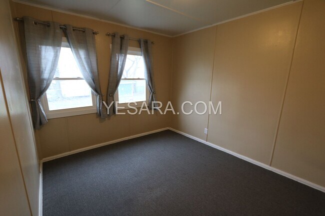 Building Photo - 2911-2911 Market St