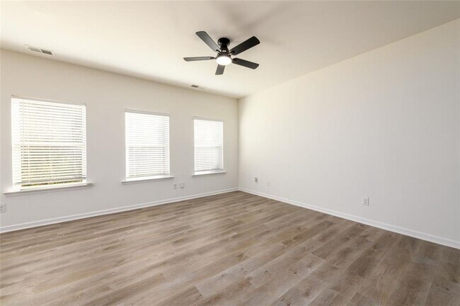 Building Photo - 4950 Elm Brook Dr