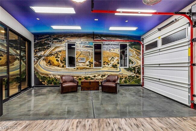 Building Photo - 2240 Sky Pointe Ridge Dr