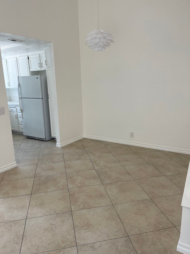 Building Photo - 7110 Caminito Zabala