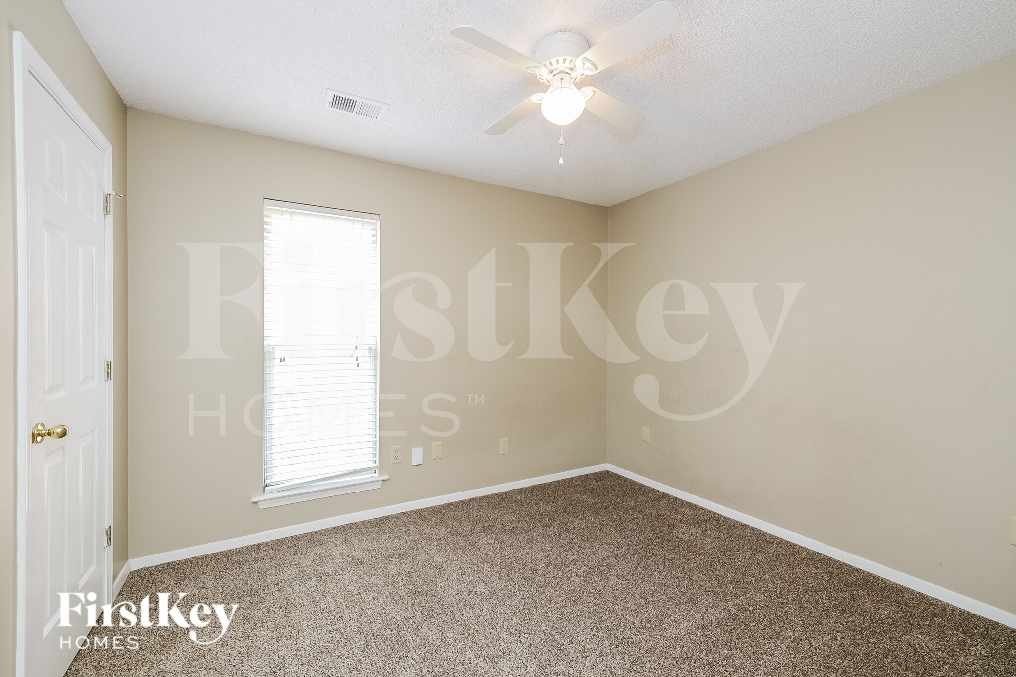 Building Photo - 7602 Iris Dr