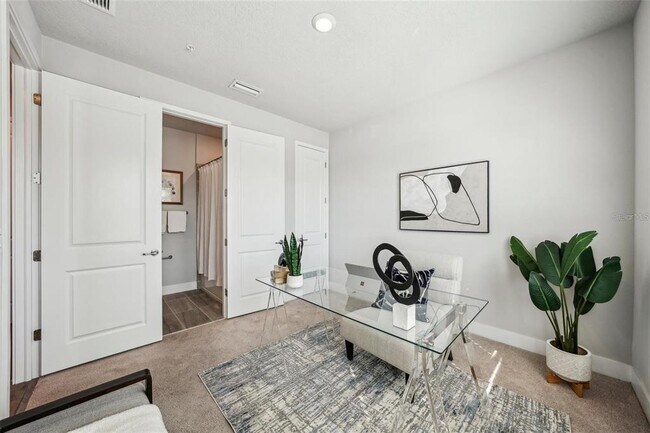 Building Photo - 2511 N Grady Ave