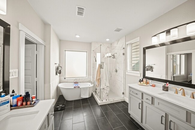 Building Photo - 10936 Keaton Landing Dr