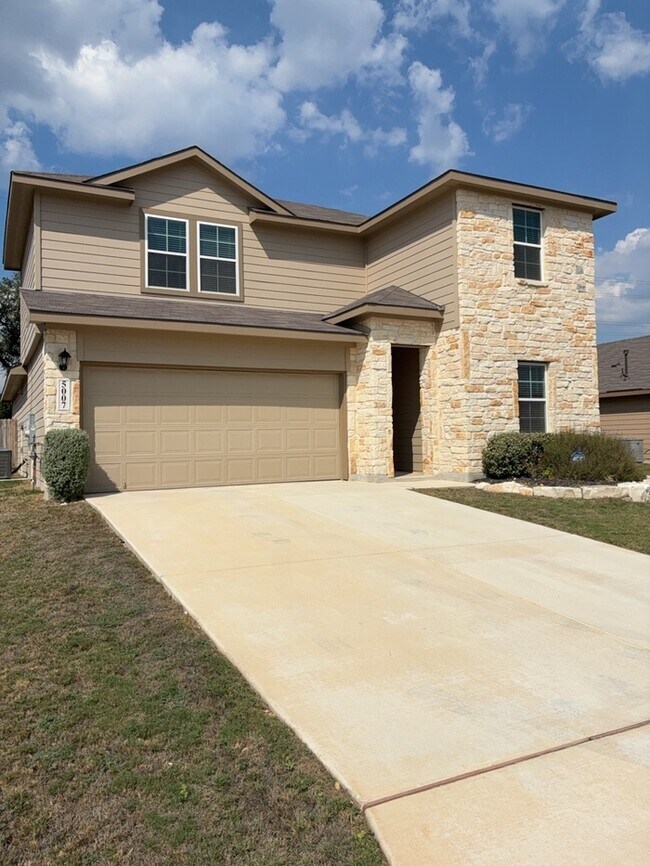 Primary Photo - Brookstone Creek Beauty – 4 Bedrooms, 3 Bathrooms, and Smart Features Throughout