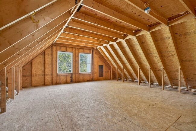 Building Photo - 159 Pine St