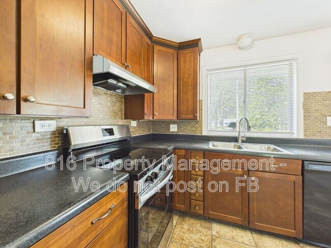 Building Photo - 7800 E 91 St