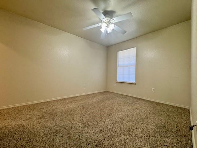 Building Photo - 944 N Storer Ave