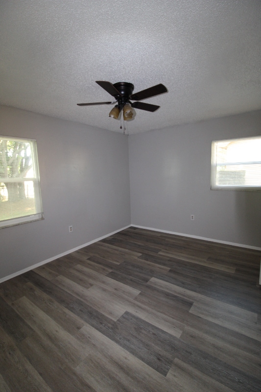 Building Photo - 2105 Blossom Ct
