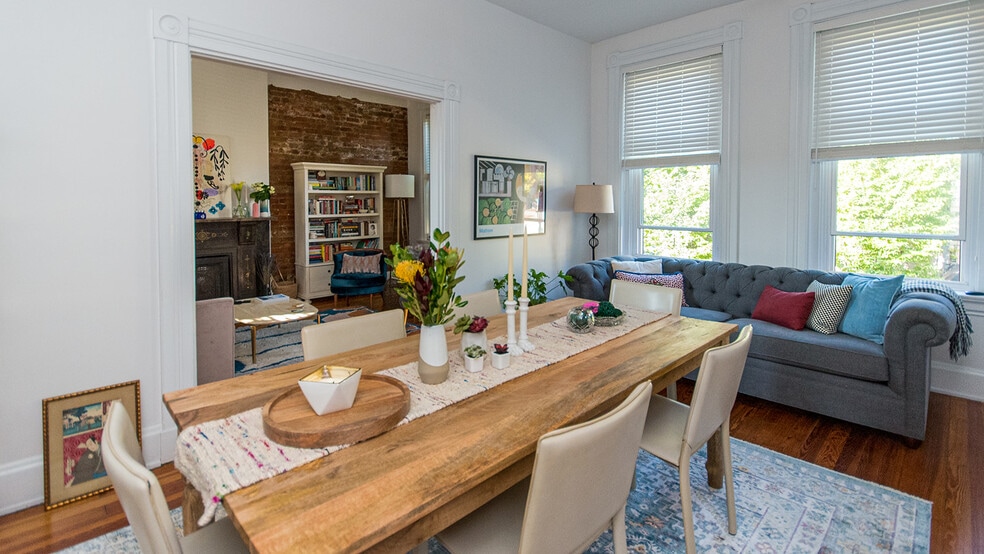 Building Photo - 1052 St Gregory St