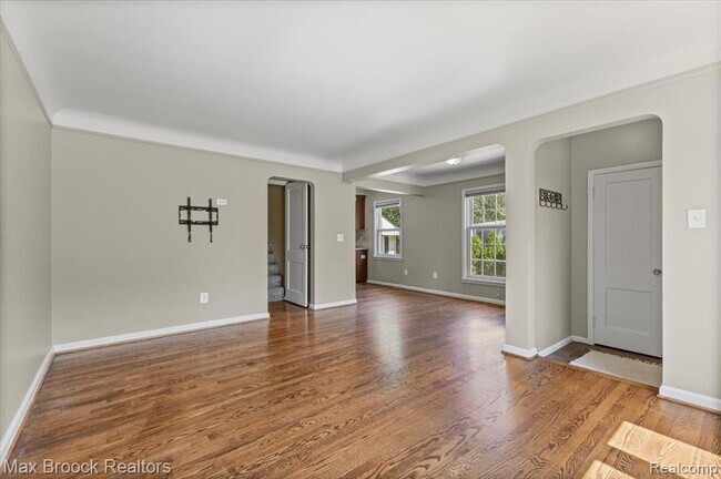 Building Photo - 13710 Balfour Ave