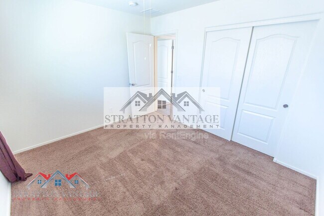 Building Photo - 21139 E Cherrywood Dr