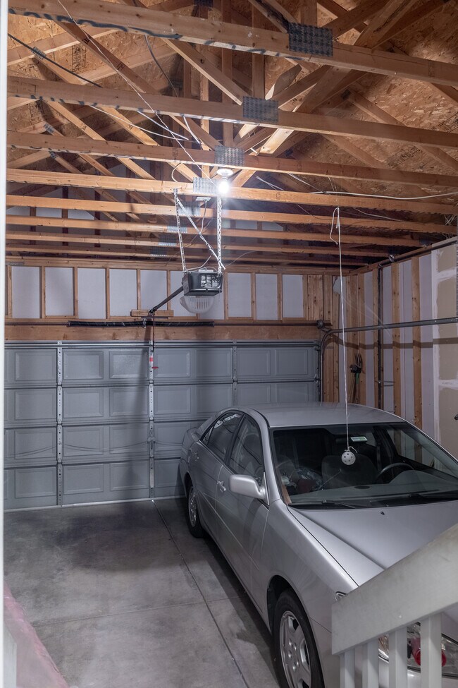 Building Photo - 2815 Decatur Dr