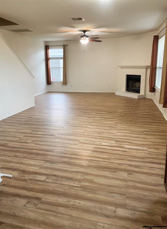 Building Photo - 719 Decker Dr