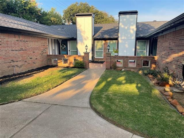 Building Photo - 3535 Shady Brook Dr