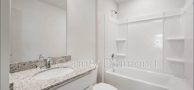 Building Photo - 6615 Kettles St