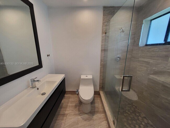 Building Photo - 8575 SW 125th St