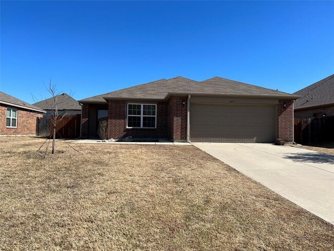 Primary Photo - 1427 Swan Ridge Dr