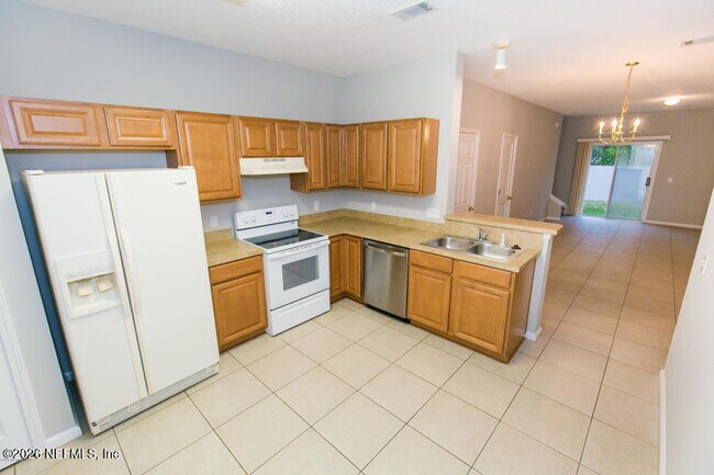 Building Photo - 365 Scrub Jay Dr