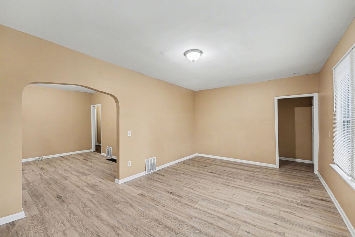 Building Photo - 3226 Carter St