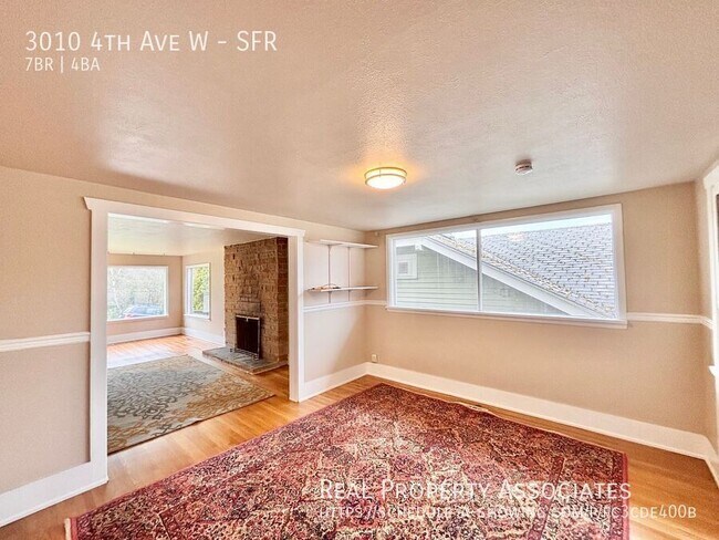 Building Photo - 3010 4th Ave W