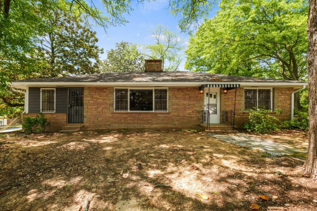 Building Photo - 1930 Hollywood Rd NW