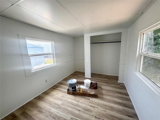 Building Photo - 2609 Braeburn Dr