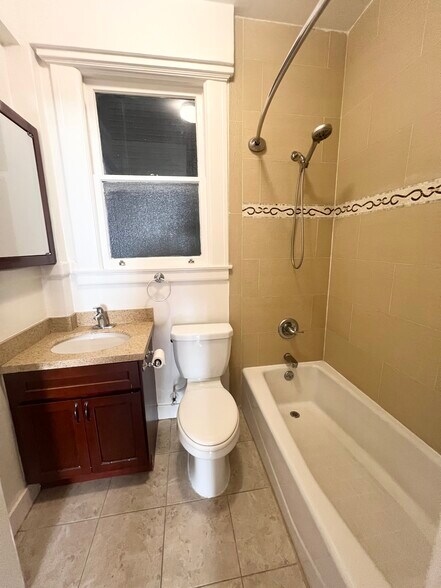 Building Photo - 691 Post St