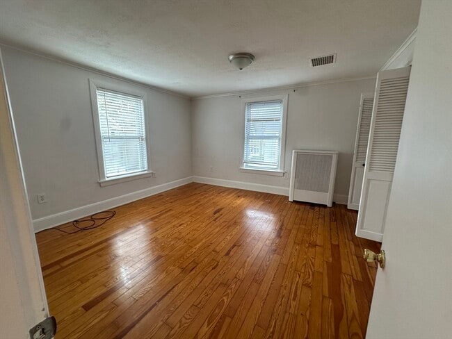 Building Photo - 61 5th Ave