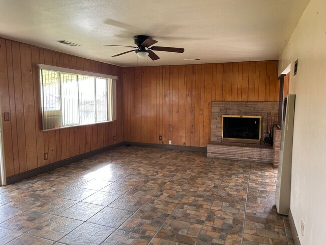Building Photo - 10769 Arbor Dr