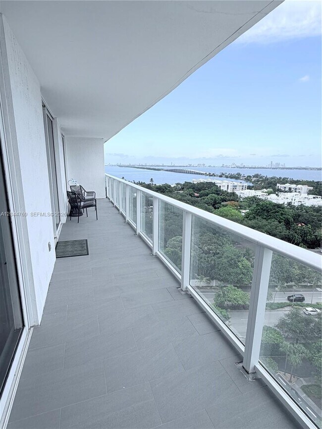 Building Photo - 4250 Biscayne Blvd