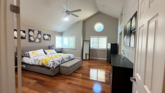 Building Photo - 2270 Tamarisk Ct