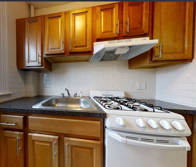 Building Photo - 1149 Commonwealth Ave