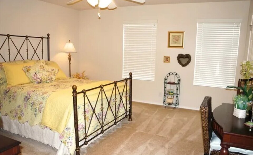 Building Photo - 26703 Redstone Hl