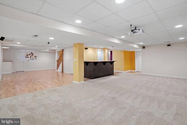 Building Photo - 50 Greylynne Dr