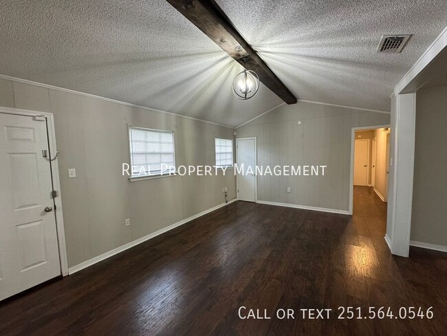 Building Photo - 6626 Deborah Dr E