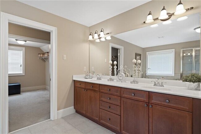 Building Photo - 2008 Wisteria Park Ln