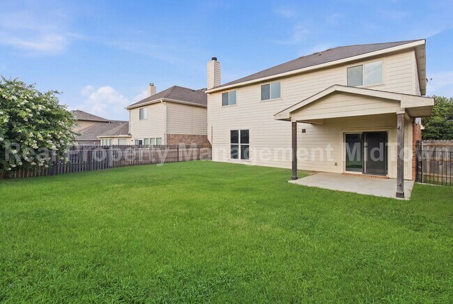 Building Photo - 12620 Summerwood Dr