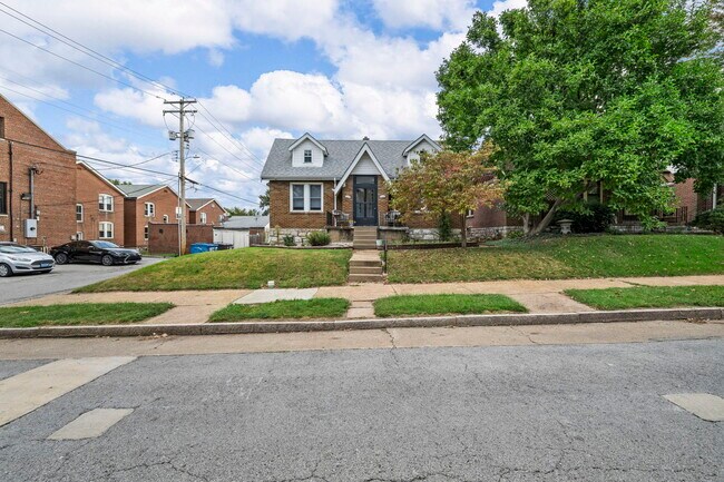 Building Photo - 4149 Haven St