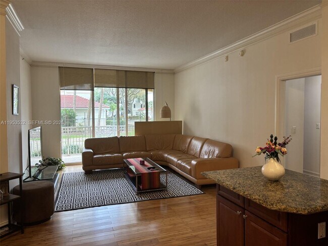 Building Photo - 3001 NE 185th St