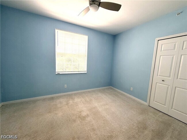Building Photo - 4013 Palm Tree Blvd
