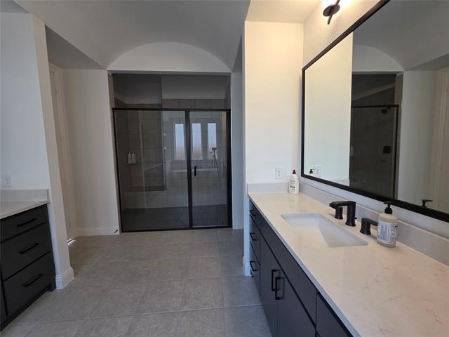 Building Photo - 1591 Binkley Ave