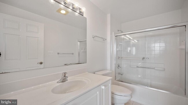 Building Photo - 3100 N Leisure World Blvd