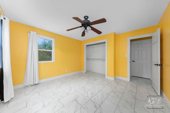 Building Photo - 1108 Karner Dr