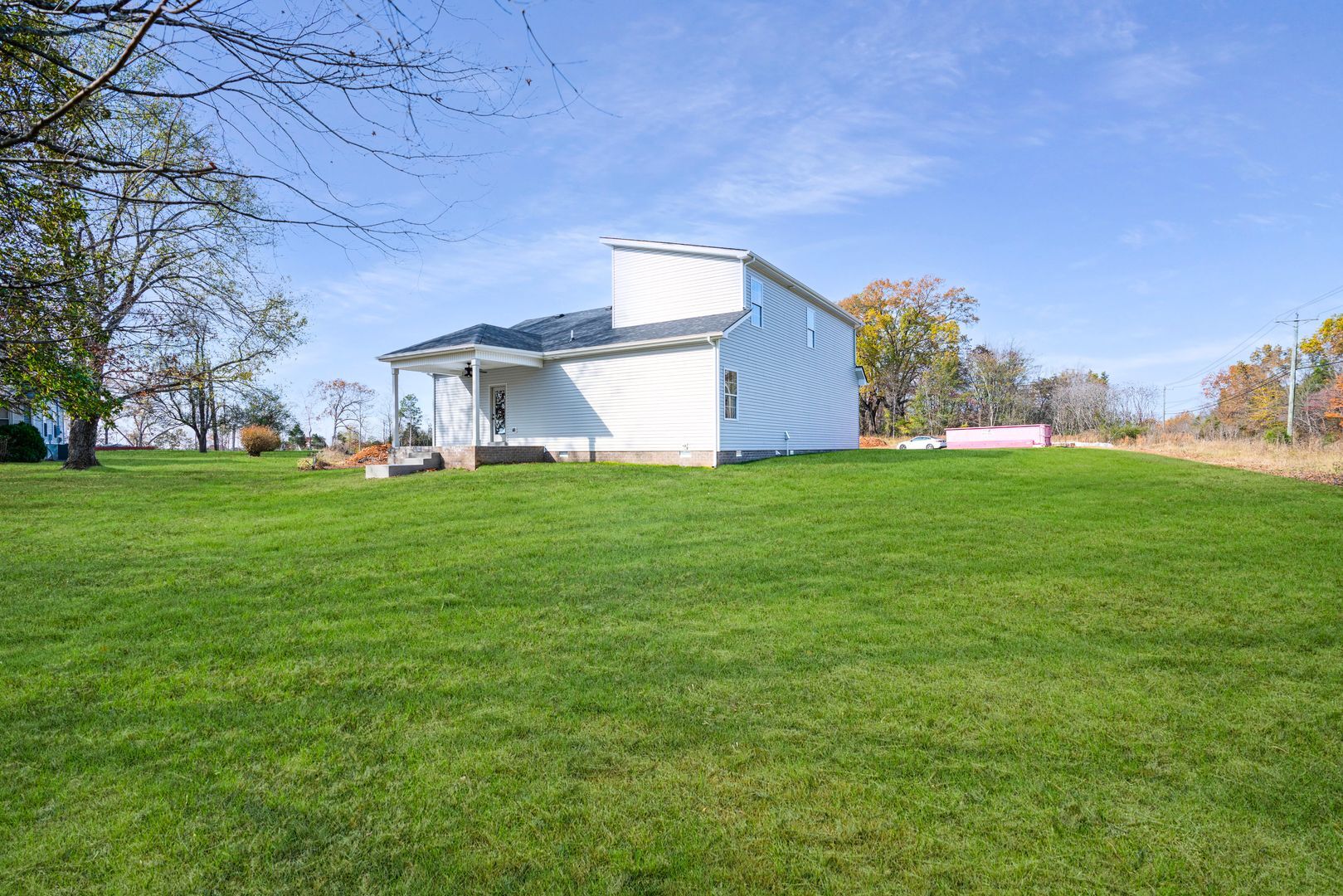Building Photo - 533 Halifax Ct
